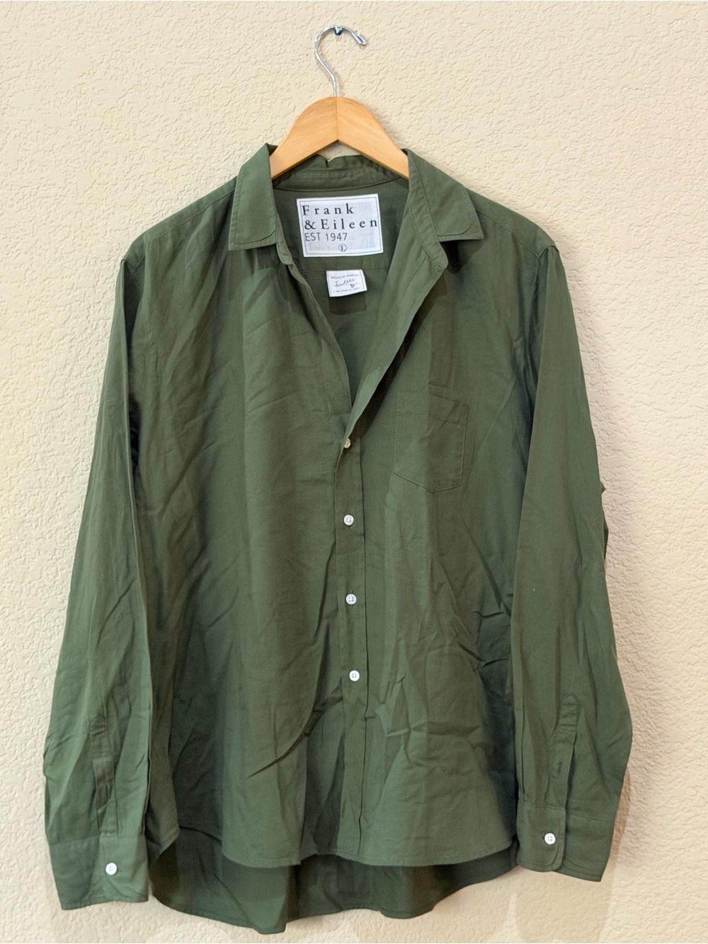 Frank & Eileen Women’s Olive Green “Eileen” Button-Down Shirt, Sz LG